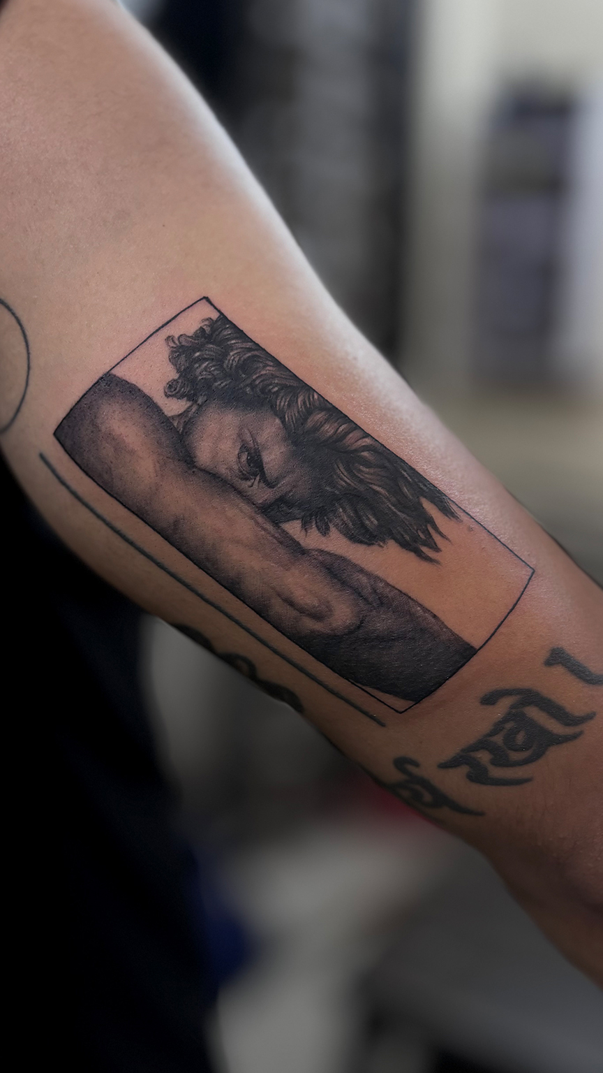 Micro Realism Tattoo